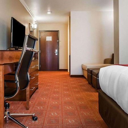 Comfort Suites Farmington Exteriör bild