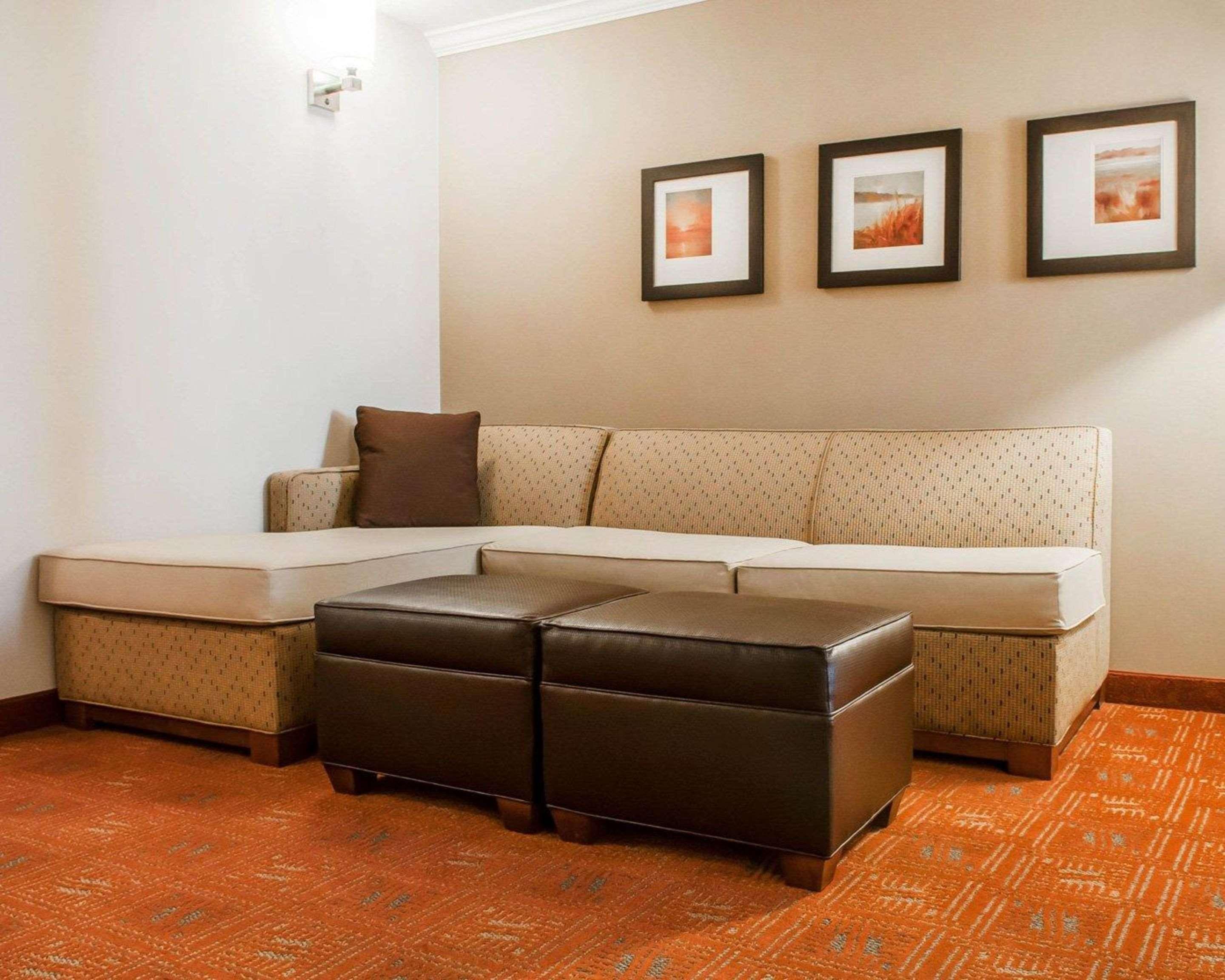 Comfort Suites Farmington Exteriör bild