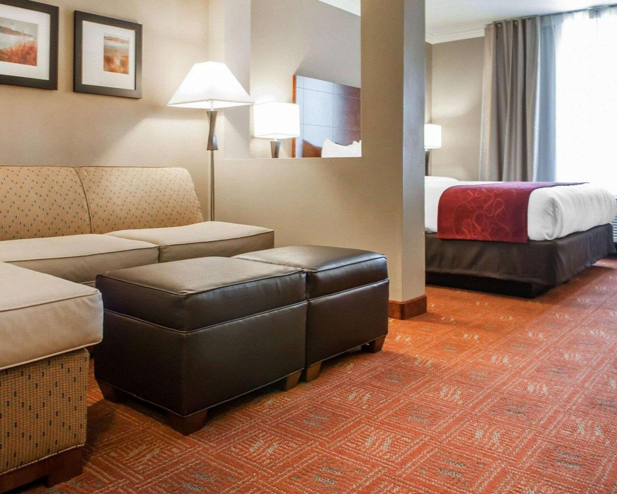 Comfort Suites Farmington Exteriör bild